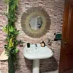 別荘 Jungle - House Of Wellness ロゾリーニ